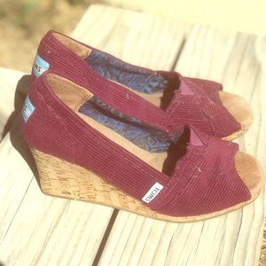 Toms Wedges